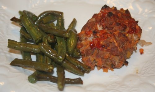 flora's mini turkey loaf & green beans
