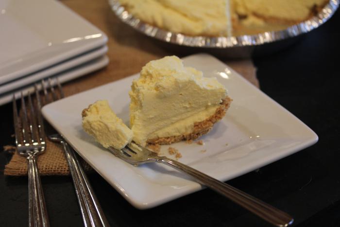 Eggnog Pie