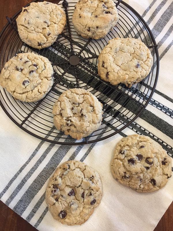 Oatmeal Chocolate Chip Cookies