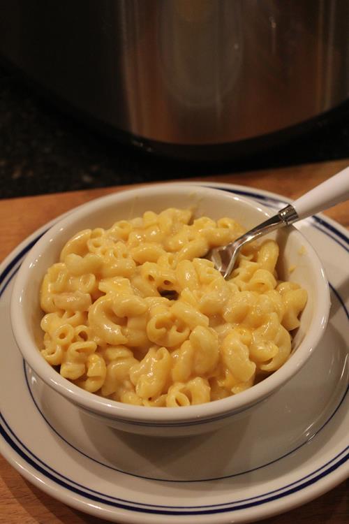 Rice Cooker Macaroni and Cheese