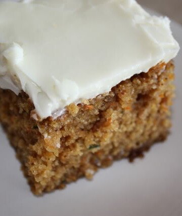 whole wheat zucchini carrot cake