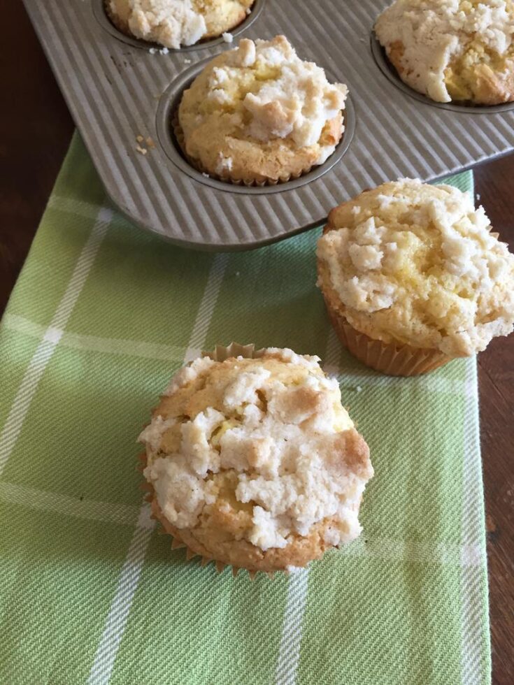 Apple Muffins