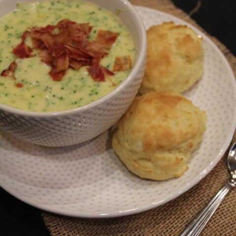 Homemade Panera Bread Broccoli Cheddar Soup