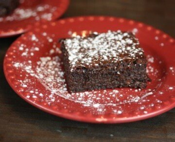 triple chocolate flourless brownies