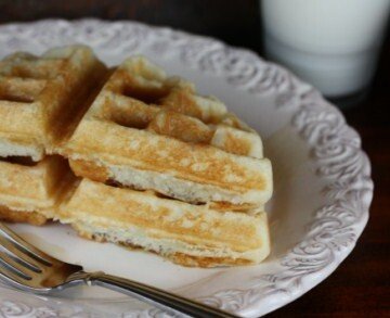 fluffy gluten free waffles