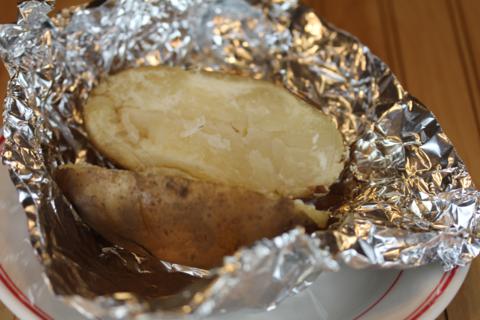 Crock Pot Baked Potatoes 