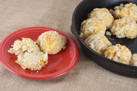 Gluten Free Red Lobster Style Biscuits 