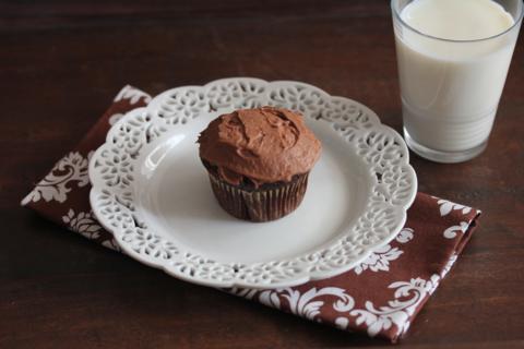 Gluten Free Chocolate Cupcake with Cream Cheese Frosting 