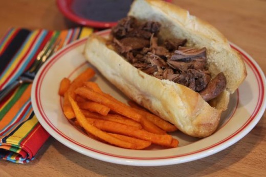 Slow Cooked Roast Beef Sandwiches with Easy Au Jus - Lynn&amp;#39;s Kitchen ...