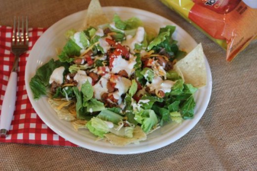 taco salad with spicy dressing