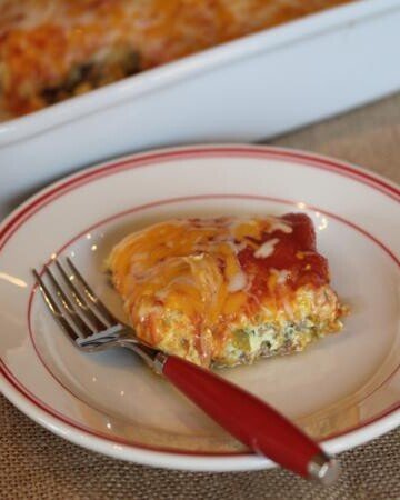 Breakfast Chili Relleno Casserole from LynnsKitchenAdventures.com