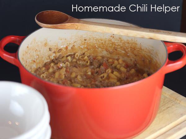 https://www.lynnskitchenadventures.com/wp-content/uploads/2014/01/homemade-chili-helper-.jpg