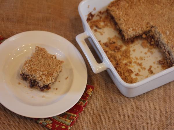 Chocolate Oatmeal Raisin Bars