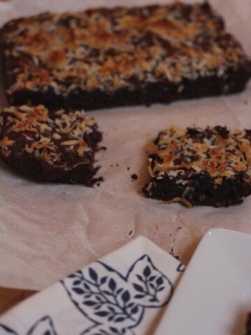 Flourless Coconut Brownies