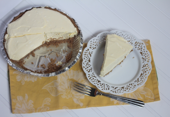 Mom's Creamy Lemon Pie