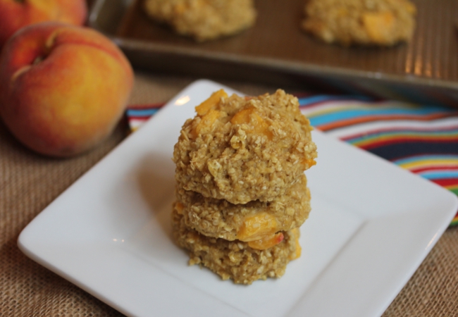 Peaches and Cream Baked Oatmeal Breakfast Cookies__