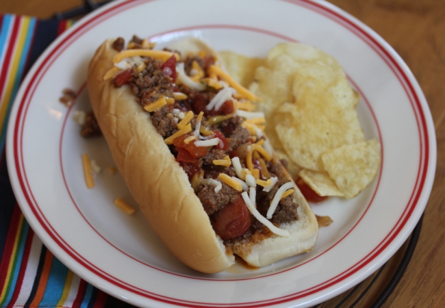 Easy Chili Dogs-