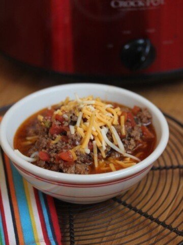chili is bowl with cheese