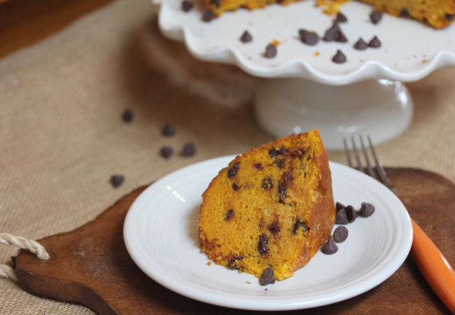 Easy Chocolate Chip Pumpkin-Bundt Cake