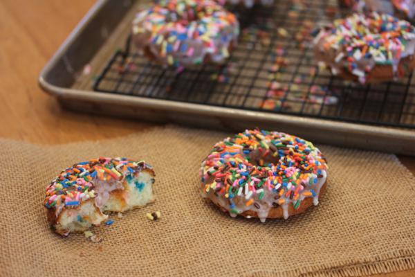 Easy Funfetti Doughnuts--