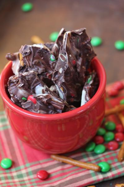 candy bar pretzel bark-