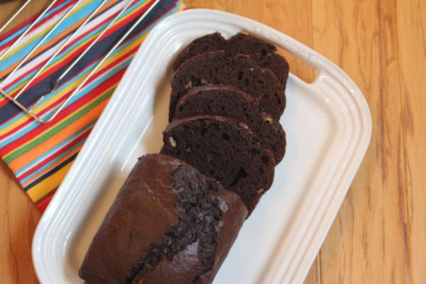 4 Ingredient Chocolate Banana Bread_