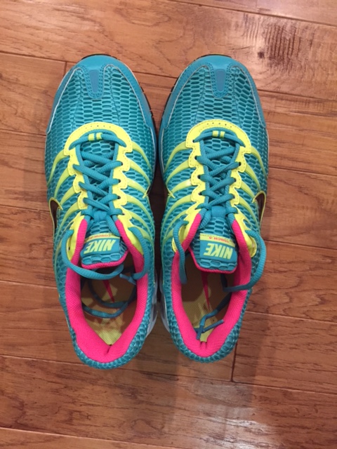 how to soften the back of new running shoes