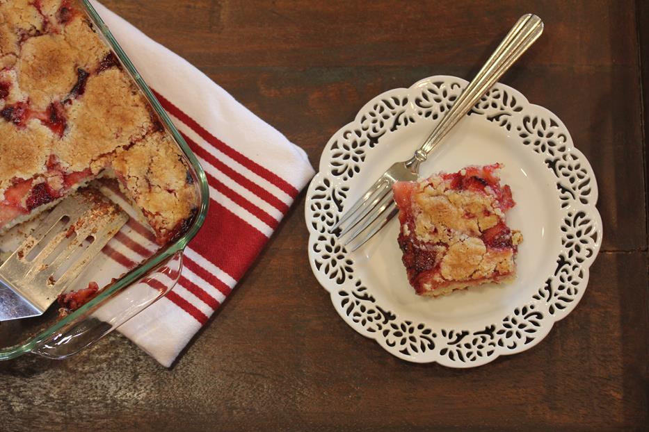 Grandma's Strawberry Coffee Cake