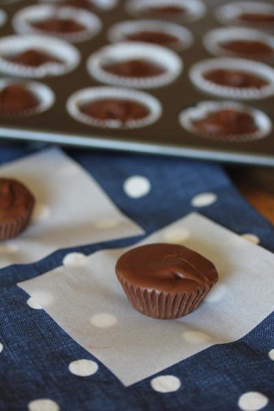 Easy Homemade Peanut Butter Cups_