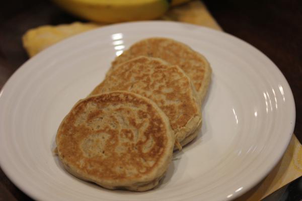 Easy Whole Wheat Banana Pancakes-