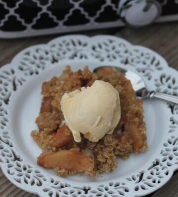 Crock Pot Apple Crisp- Easy to make gluten free!