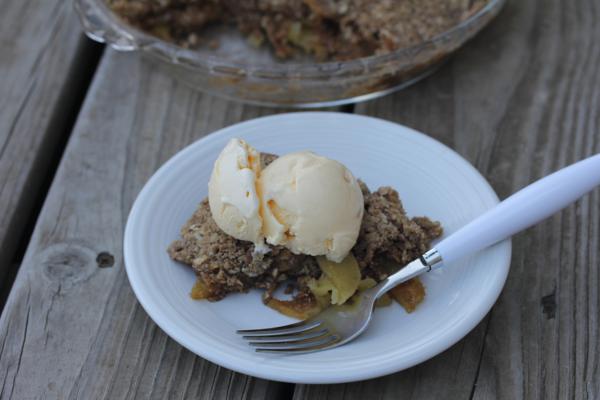 Microwave Apple Crisp-