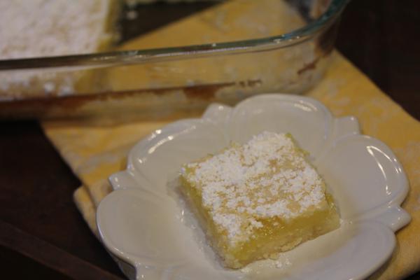 Mom's Lemon Bars_