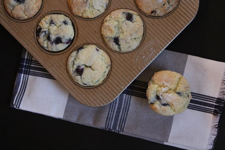 Gluten Free Blueberry Coffee Cake Muffin