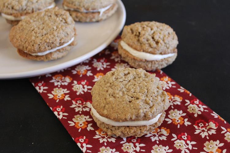 Gluten Free Oatmeal Cream Pies