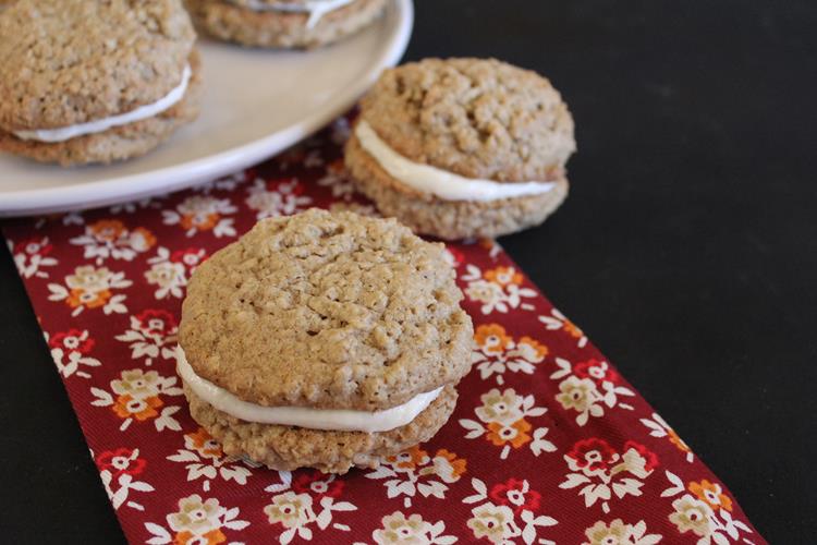 Gluten Free Oatmeal Cream Pie