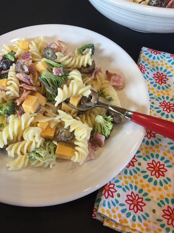 Broccoli Bacon Pasta Salad