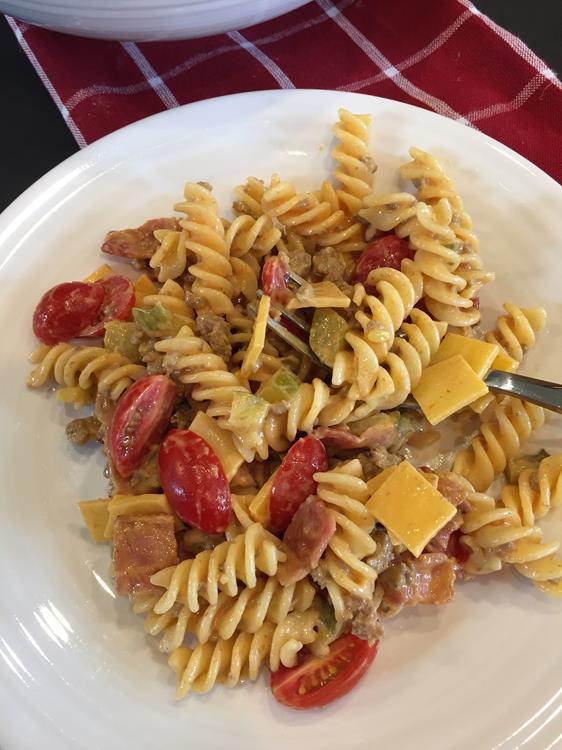 Bacon Cheeseburger Pasta Salad