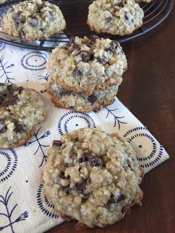 Flourless Oatmeal Chocolate Chip Cookie