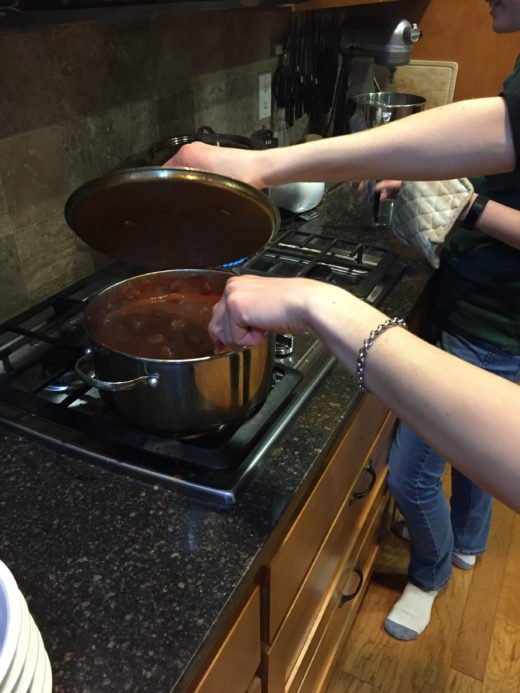 Girls Cooking 