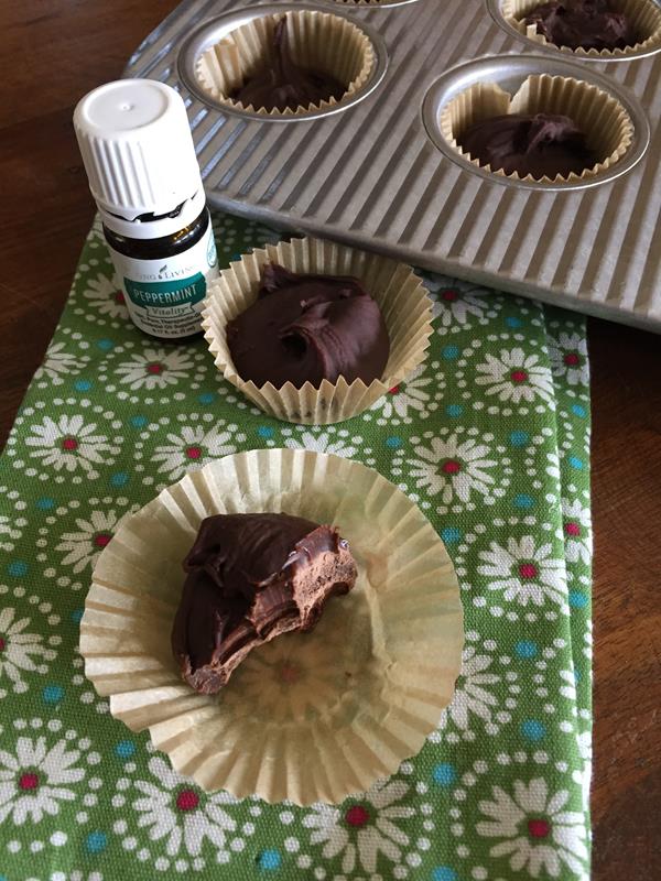 Three Ingredient Chocolate Peppermint Cups 