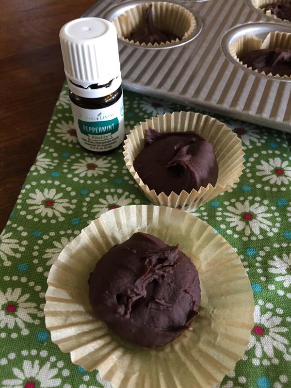 Three Ingredient Chocolate Peppermint Cups 