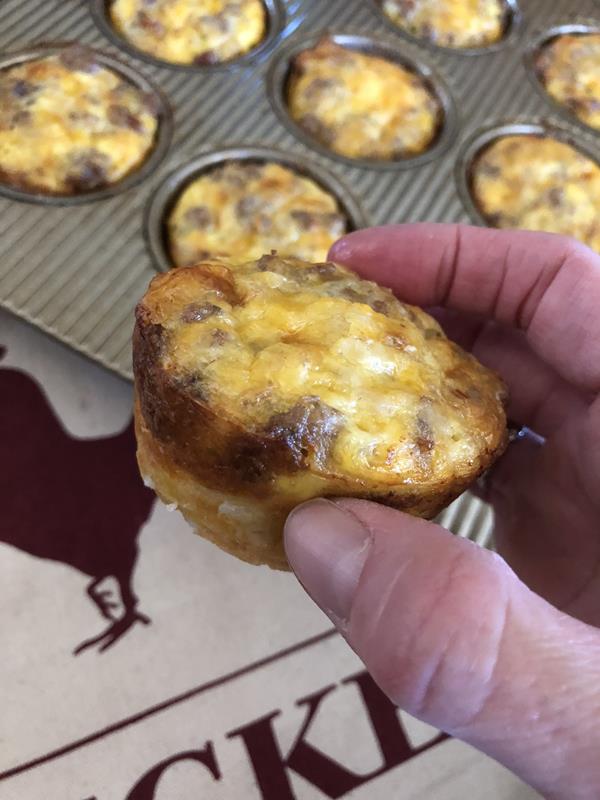 Egg and Potato Breakfast Muffins 