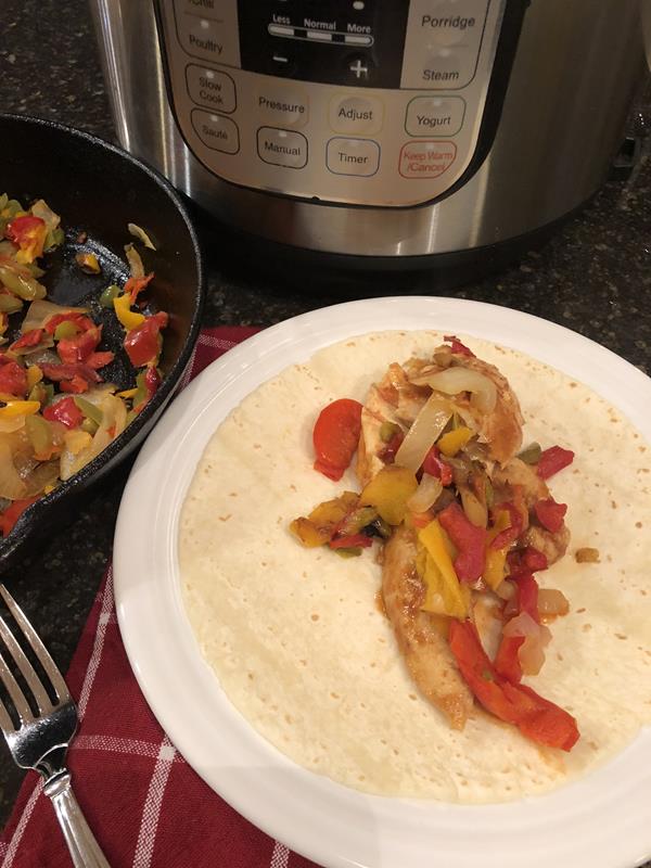 Instant Pot Chicken Fajitas