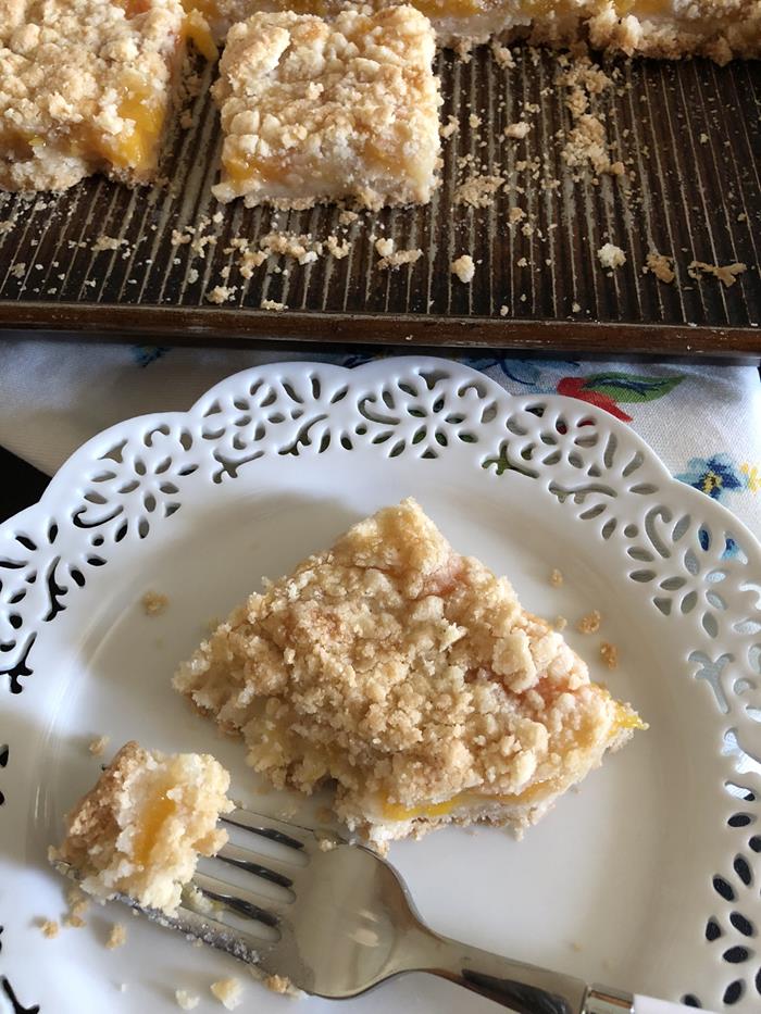 Gluten Free Peach Pie Bars 