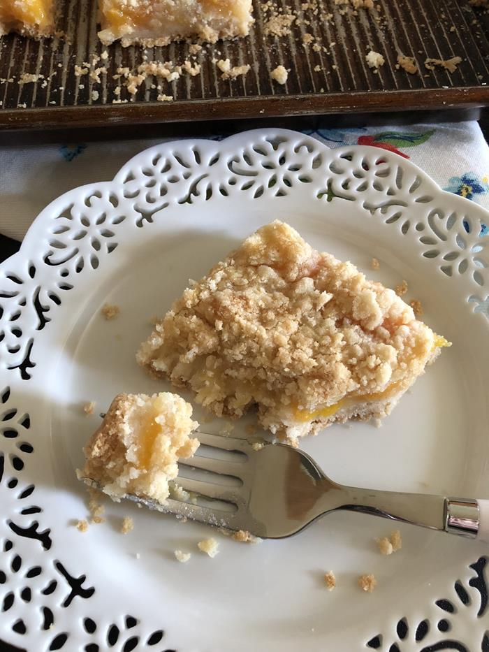 Peach Pie Bars