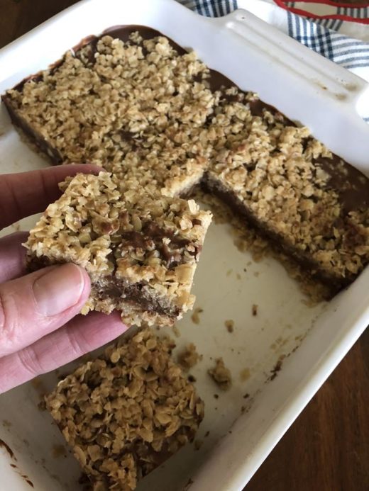 No Bake Chocolate Oat Bars