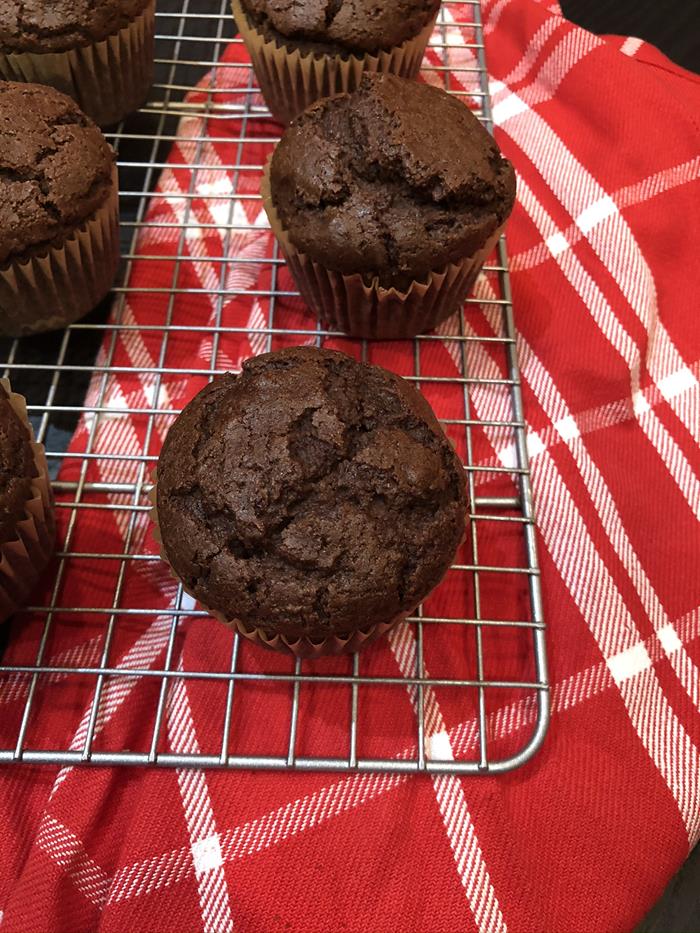 Muffins with Leftover Cranberry Sauce