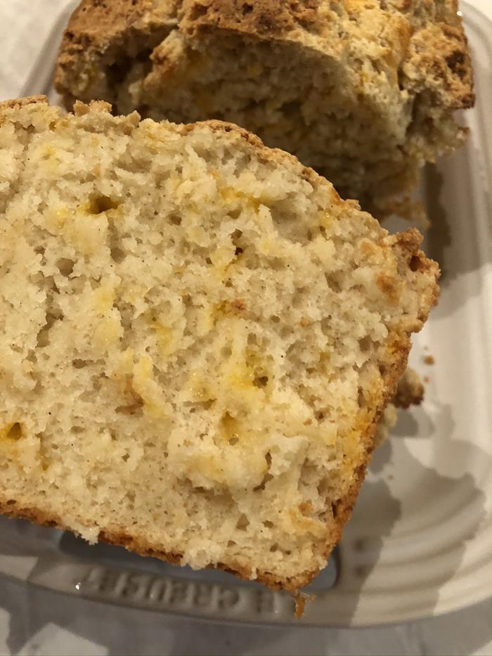 Gluten Free Biscuit Bread with Cheese (1)