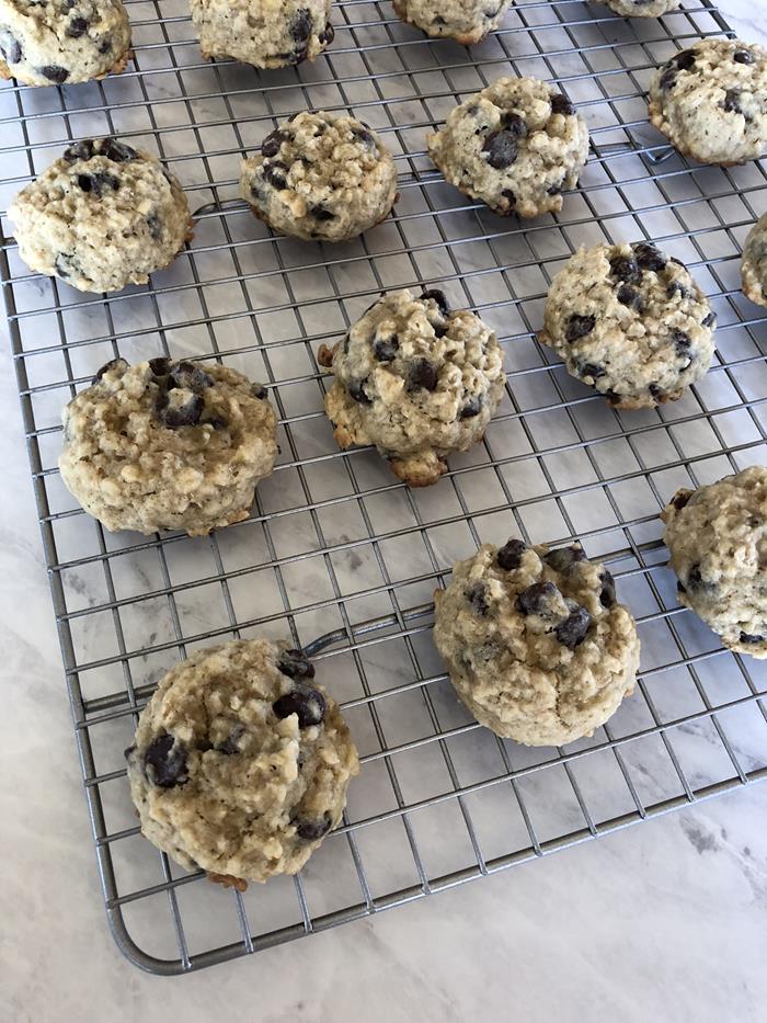 Banana Oatmeal Cookies with gluten free option